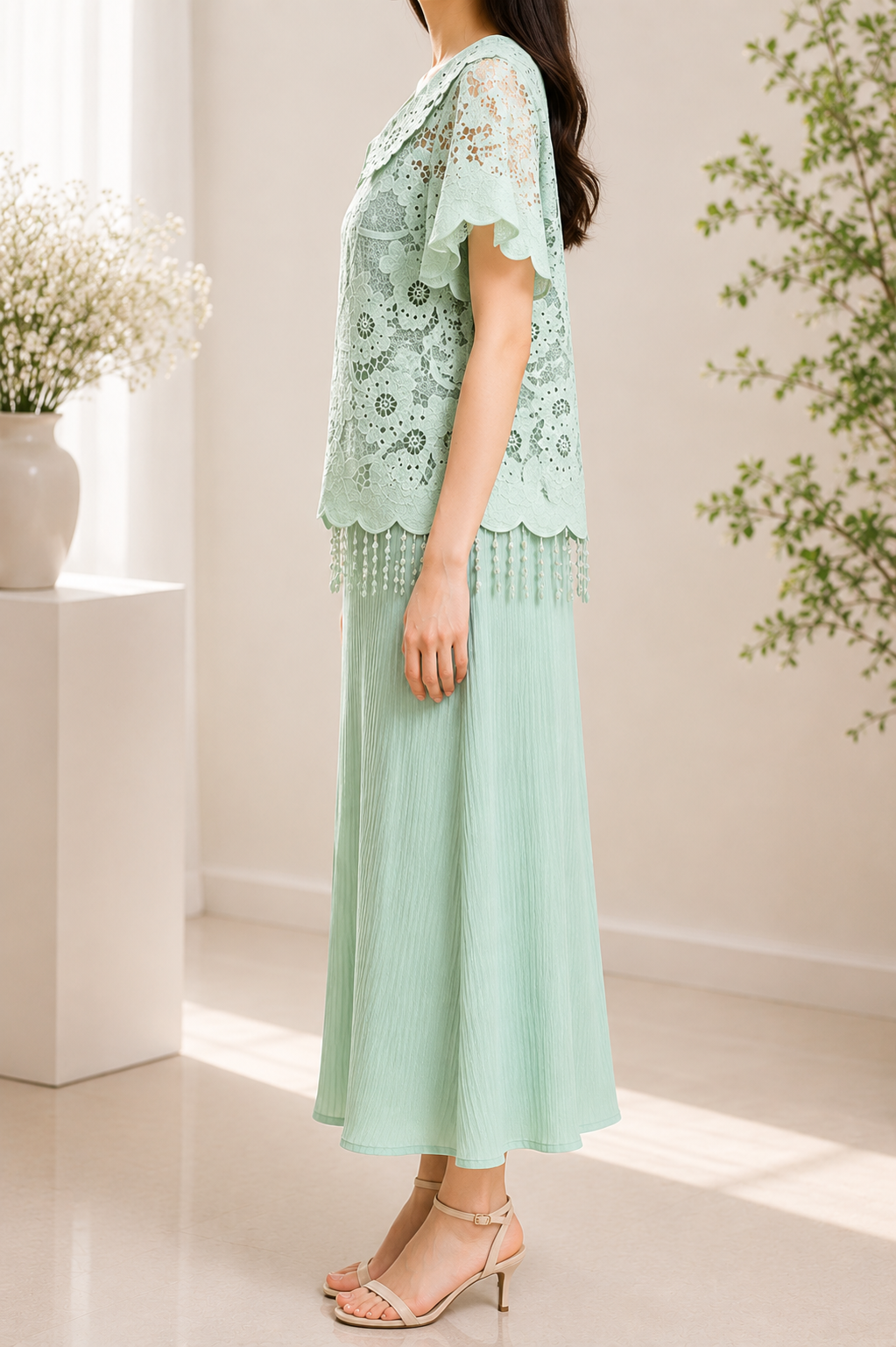 AA 0111F Aura Lace Pleated Set