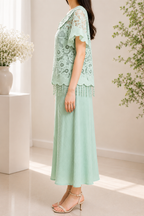 AA 0111F Aura Lace Pleated Set
