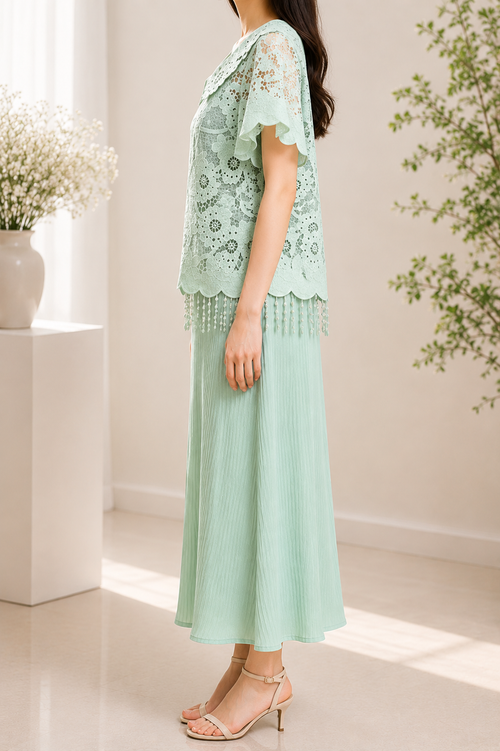 AA 0111F Aura Lace Pleated Set