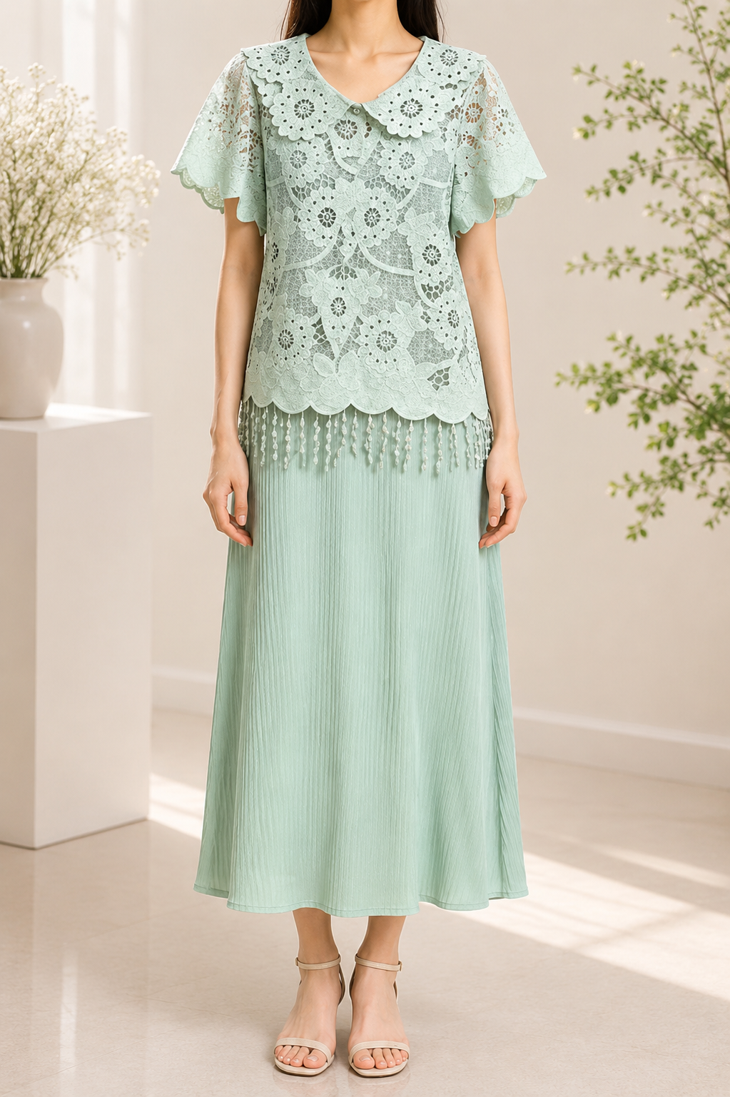 AA 0111F Aura Lace Pleated Set